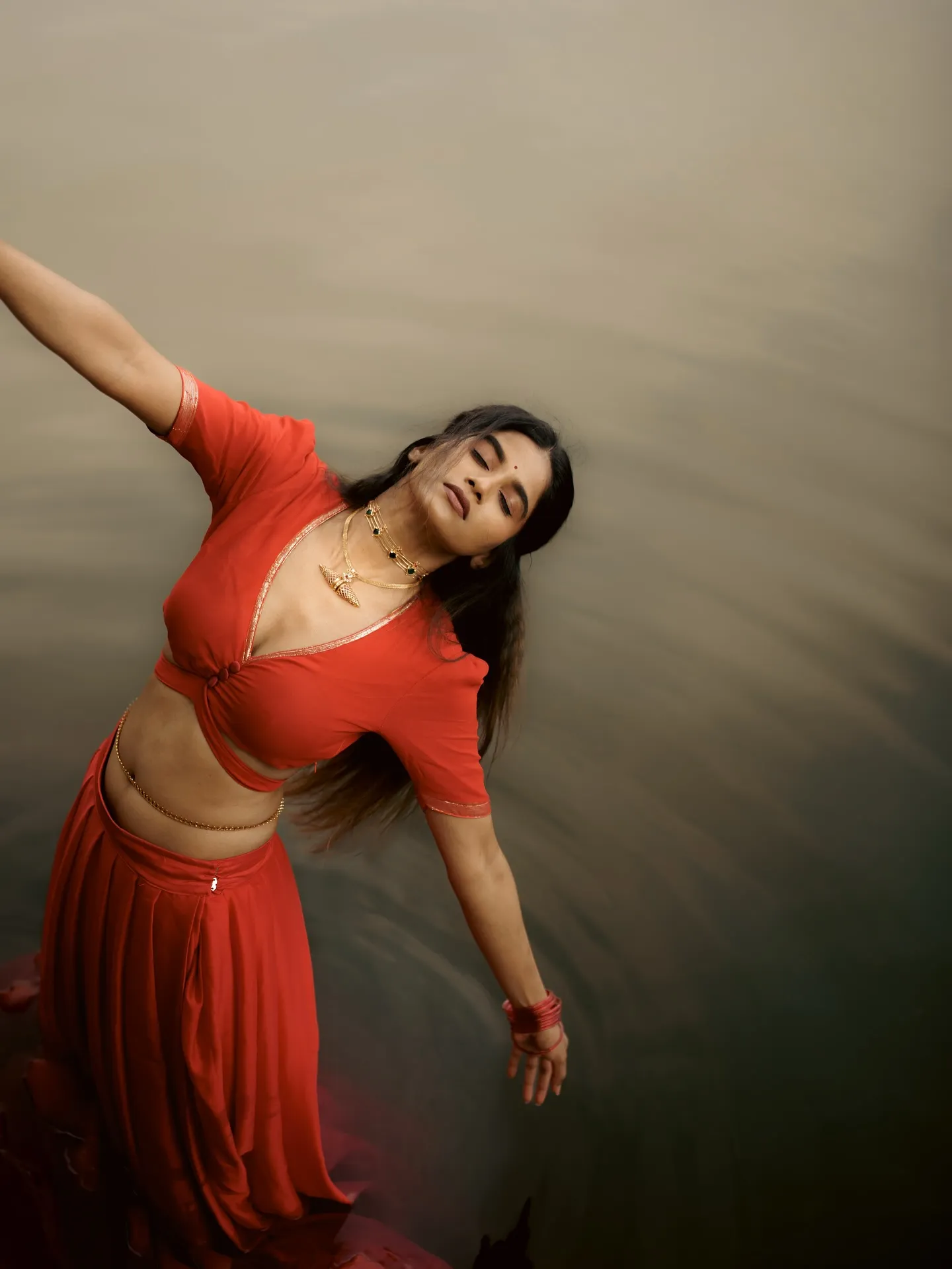 aadhirai soundarajan movies and tv shows